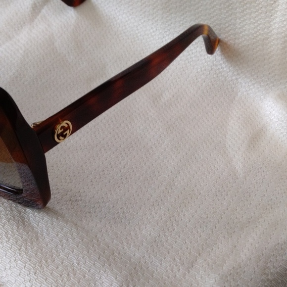 New GUCCI women’s  oversized square sunnies sunglasses - Picture 5 of 14